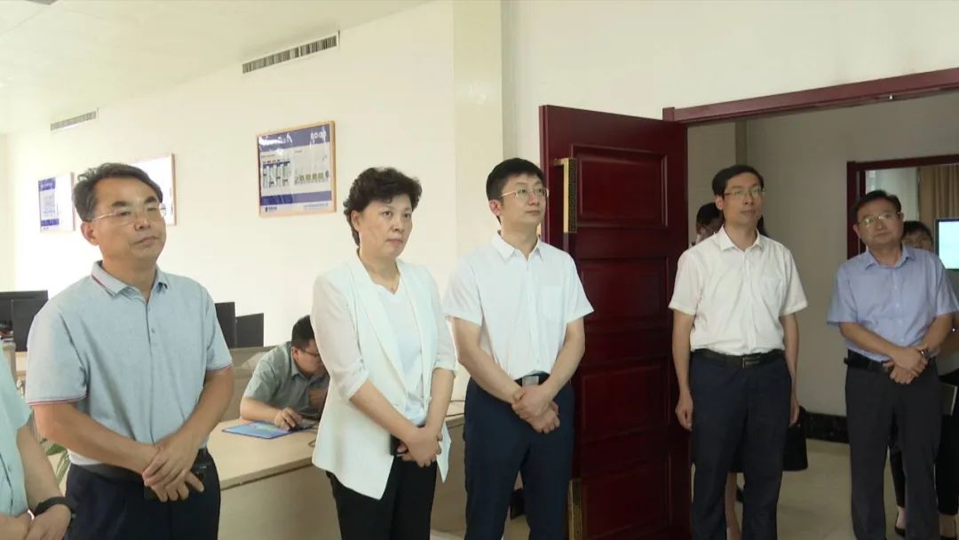 濟寧市政協(xié)主席霍媛媛蒞臨天意考察調(diào)研“界別同心匯”試點準(zhǔn)備及建設(shè)情況